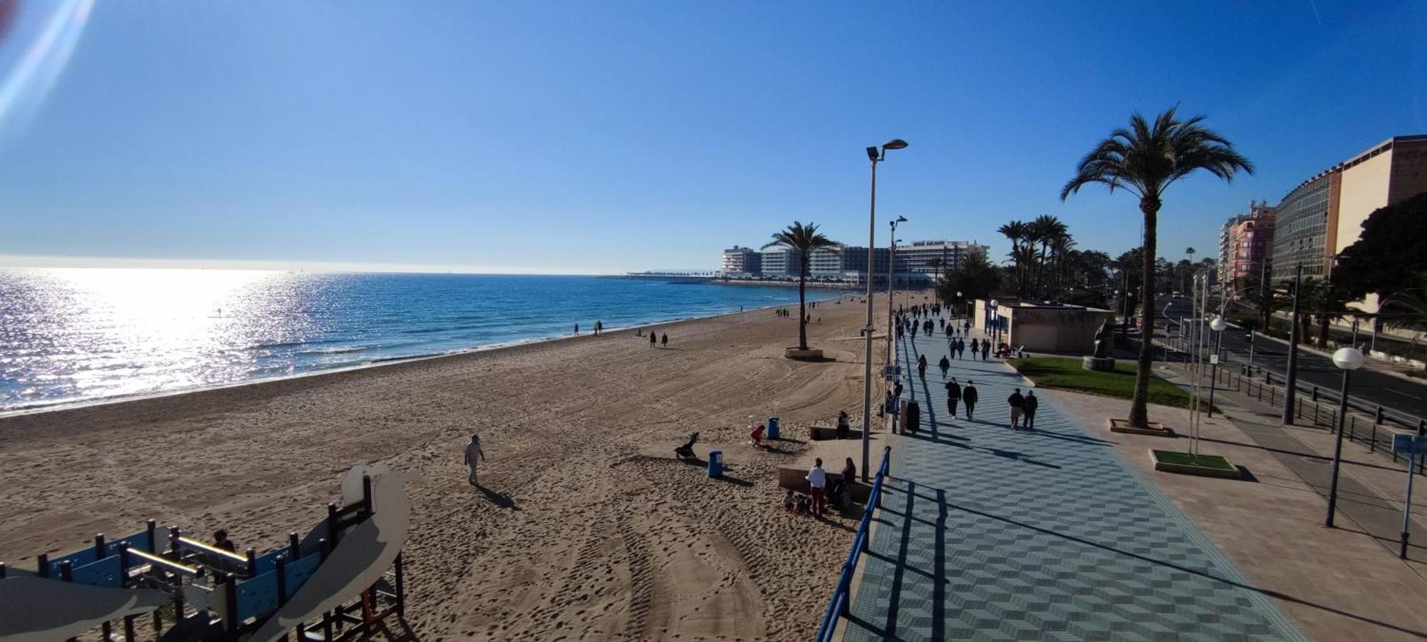 Alicante Beach And Center Eksteriør bilde